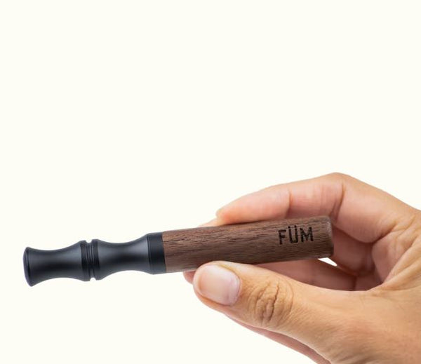 FÜM Solano - Flavored Air Device - Walnut/Onyx Black - The Society